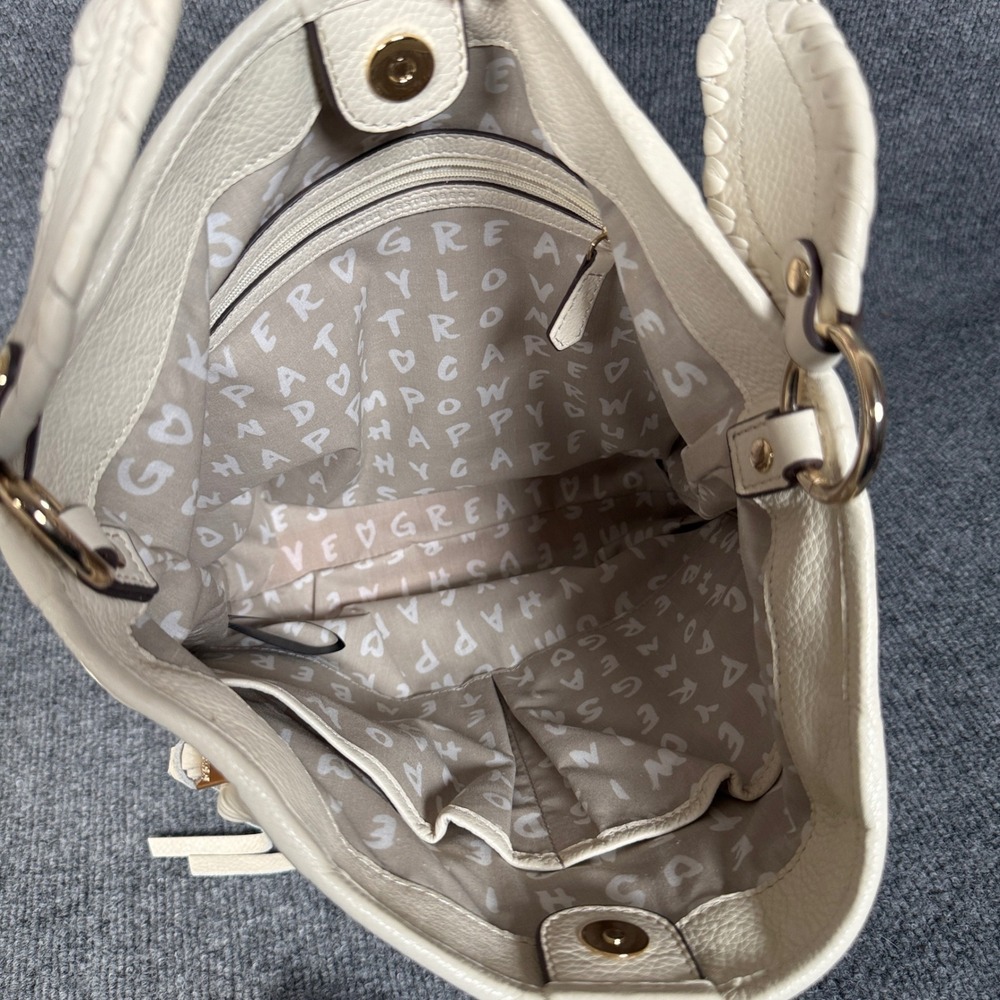 Aimee Kestenberg Artisan Large Bucket Bag Vanilla Pebble Leather Lacing Pockets - Picture 6 of 12
